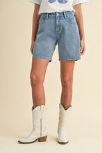Load image into Gallery viewer, Naomi Mom Shorts