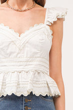 Load image into Gallery viewer, Jeanie Flutter Sleeve Top