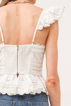 Load image into Gallery viewer, Jeanie Flutter Sleeve Top