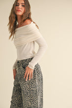 Load image into Gallery viewer, Roma off-shoulder top