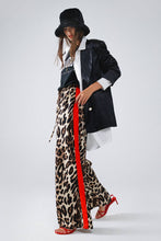 Load image into Gallery viewer, Leanna Leopard Pants