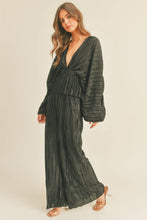 Load image into Gallery viewer, Lupita Pleated Pants