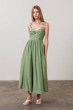 Load image into Gallery viewer, Miroslava Midi Dress