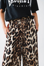 Load image into Gallery viewer, Leanna Leopard Pants
