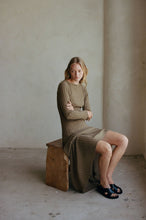 Load image into Gallery viewer, Tayla Sweater Maxi Dress