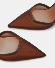 Load image into Gallery viewer, Steve Madden -Alliance Pumps-