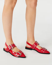 Load image into Gallery viewer, Steve Madden -Graya Flats-