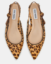 Load image into Gallery viewer, Steve Madden -Olsen Flats-