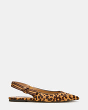 Load image into Gallery viewer, Steve Madden -Olsen Flats-