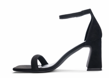 Load image into Gallery viewer, Chinese Laundry -Velma Heels-