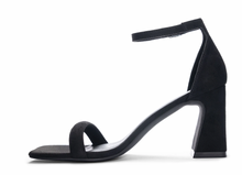 Load image into Gallery viewer, Chinese Laundry -Velma Heels-