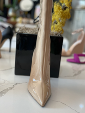 Load image into Gallery viewer, Steve Madden -Sarina Boots-