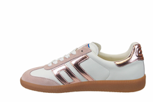 Load image into Gallery viewer, Back 70 -Cloud Sneakers-