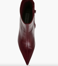 Load image into Gallery viewer, Steve Madden -Alston Booties-