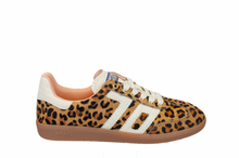 Load image into Gallery viewer, Back 70 -Cloud Leopard-