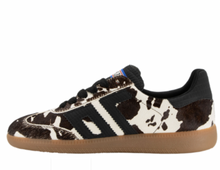 Load image into Gallery viewer, Back 70 -Cloud Cl Cow Print