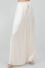 Load image into Gallery viewer, Katy Flowy Satin Pants