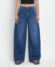 Load image into Gallery viewer, Kany HR Pleated Jeans