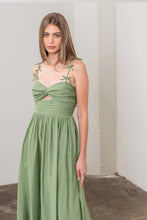 Load image into Gallery viewer, Miroslava Midi Dress