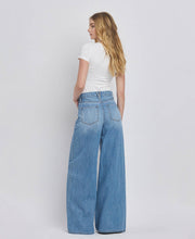 Load image into Gallery viewer, Olivia HR WIDE LEG JEANS