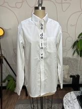 Load image into Gallery viewer, SINDY -Be Do Love Button Up