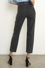 Load image into Gallery viewer, Pascale Girlfriend Jeans
