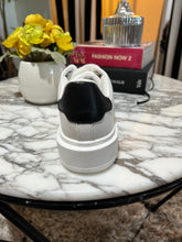 Load image into Gallery viewer, Steve Madden -Charlie-
