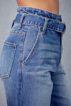 Load image into Gallery viewer, Laurie jeans
