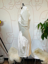 Load image into Gallery viewer, SINDY - Signature Dress