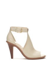 Load image into Gallery viewer, Vince Camuto -Frasper Sandal
