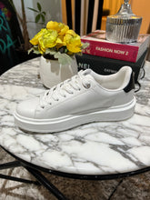 Load image into Gallery viewer, Steve Madden -Charlie-