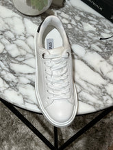 Load image into Gallery viewer, Steve Madden -Charlie-