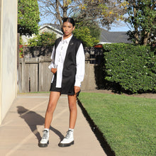 Load image into Gallery viewer, SINDY -Be Do Love Button Up