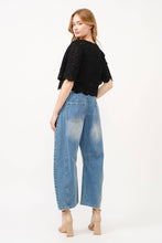 Load image into Gallery viewer, Monna Barrel Jeans
