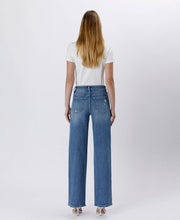 Load image into Gallery viewer, Raysa Tummy Control Jeans
