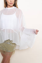 Load image into Gallery viewer, Camilla Ruffled Top
