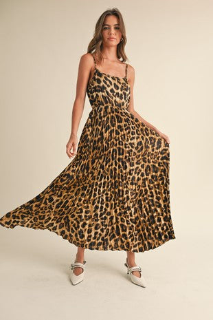 Laura Leopard Dress