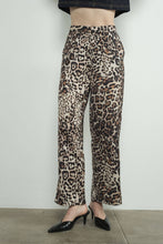 Load image into Gallery viewer, Angela Leopard Print Trousers
