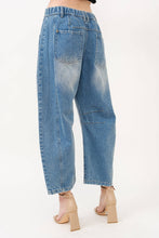 Load image into Gallery viewer, Monna Barrel Jeans
