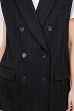 Load image into Gallery viewer, Sofia Structured Jacket
