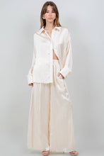 Load image into Gallery viewer, Katy Crinkle Satin Shirt
