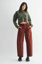 Load image into Gallery viewer, CINNAMON Barrel Jeans
