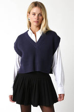 Load image into Gallery viewer, Nicole Sweater Vest
