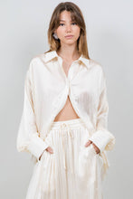 Load image into Gallery viewer, Katy Crinkle Satin Shirt
