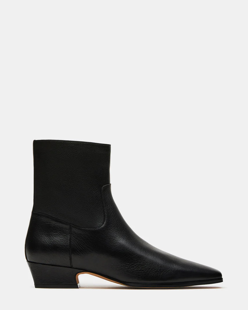 【Steve Madden】関税なし♪DUSTY アンクルブーティ Steve Madden】関税なし♪DUSTY アンクルブーティ (Steve Madden