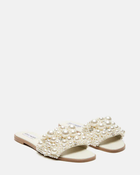 Steve Madden -Knicky Sandals- – Queen's Boutique