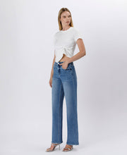 Load image into Gallery viewer, Raysa Tummy Control Jeans
