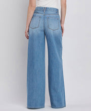 Load image into Gallery viewer, Olivia HR WIDE LEG JEANS
