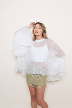 Load image into Gallery viewer, Camilla Ruffled Top
