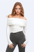 Load image into Gallery viewer, Morat off-shoulder top
